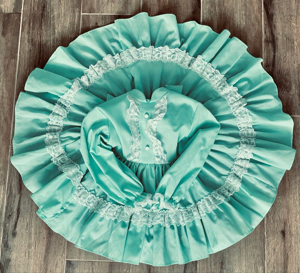 Vintage Mini World Girls Dress Size 2T Mint Prairie Lace Ruffle Cottagecore